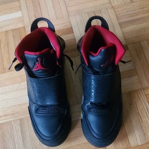 Nike Air Jordan Son Of Mars Marvin The Martian Size 11.5  product #: 512245-006